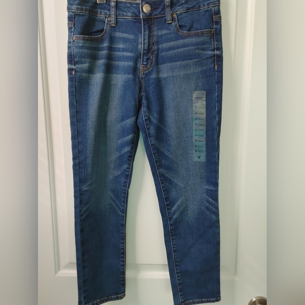 American Eagle High-Rise Jegging Crop ~ Size 4